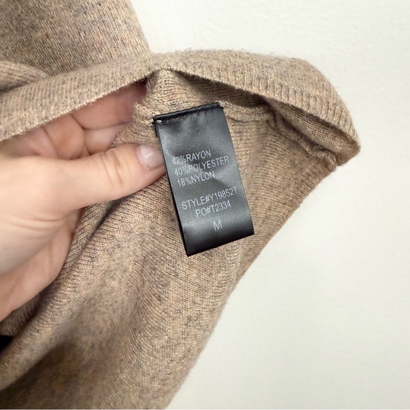 Pomander Place by Tuckernuck Hazelwood Vivianne Knit Dress Size M - Picture 6 of 6